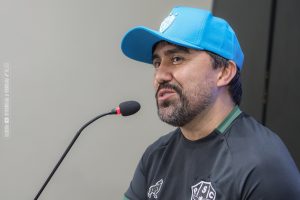 Luizinho Lopes é apresentado oficialmente - Crédito: Jorge Luís Totti e Matheus Vieira