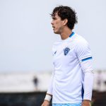 Nicolas no aquecimento para o jogo - Crédito: Matheus Vieira