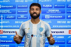 Martínez pode estreae hoje com a camisa bicolor - Crédito: Jorge Luís Totti e Matheus Vieira