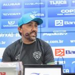 Técnico Luizinho Lopes em coletiva de imprensa pós jogo - Crédito: Márcio Melo