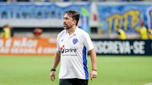 Técnico Luizinho Lopes comenta RexPa - Crédito: Jorge Luís Totti