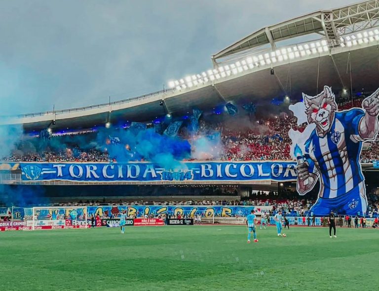 Paysandu - Mosaico 3D da torcida bicolor - Crédito: Léo Lods