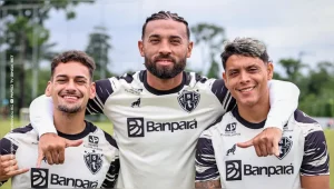 Cavalleri, Martínez e Delvalle em treino do Papão. | Jorge Luís Totti / Paysandu