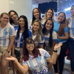 Mulheres do Paysandu sendo homenageadas (Foto: Giovanna Queiroz)