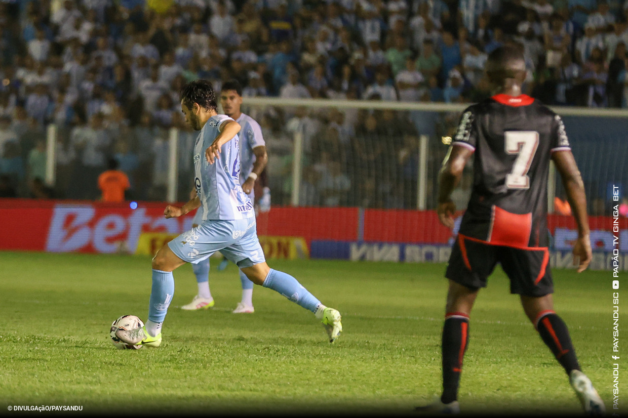 Paysandu marca no fim, vence Botafogo-SP e arranca primeira vitória na série B