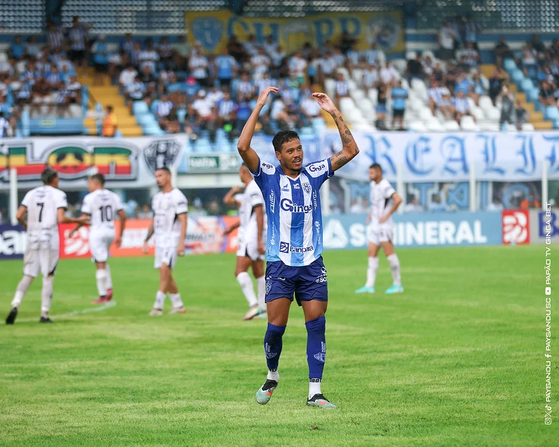 kleiton-pego-marcou-o-segundo-gol-do-papo-ijc5ji3cix