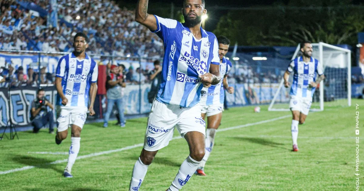 Paysandu toma decisão surpreendente sobre futuro do Castro no clube